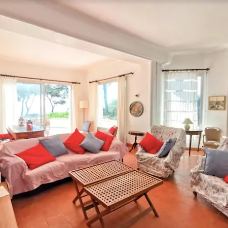 Beautiful With Garden And Sea View Apartamento