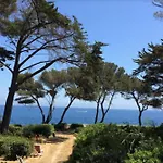 Beautiful With Garden And Sea View Apartment Saint Aygulf